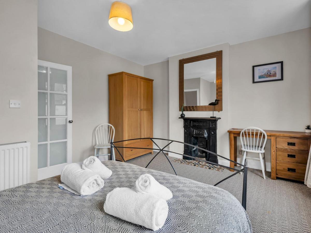 Pass The Keys Spacious And Modern Sea Side Apartment Whitstable