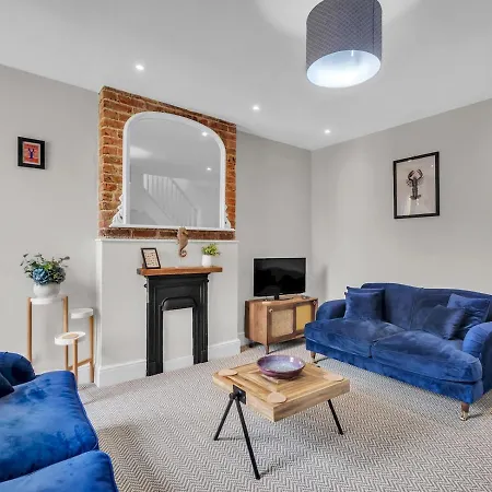 Pass The Keys Spacious And Modern Sea Side Apartment Whitstable Exterior photo