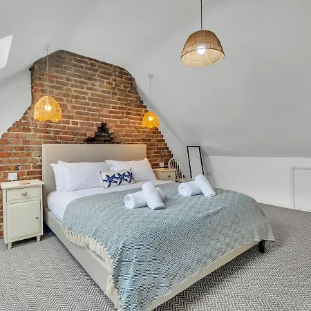 Pass The Keys Spacious And Modern Sea Side Apartment Whitstable Exterior photo